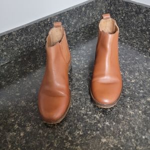 Madewell Ainsley Chelsea Boot size 7